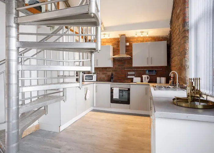 Broadgate Penthouse * Bradford (West Yorkshire)